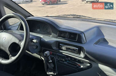 Мінівен Peugeot Expert 2004 в  фото 11 Мінівен Peugeot Expert 2004 в
