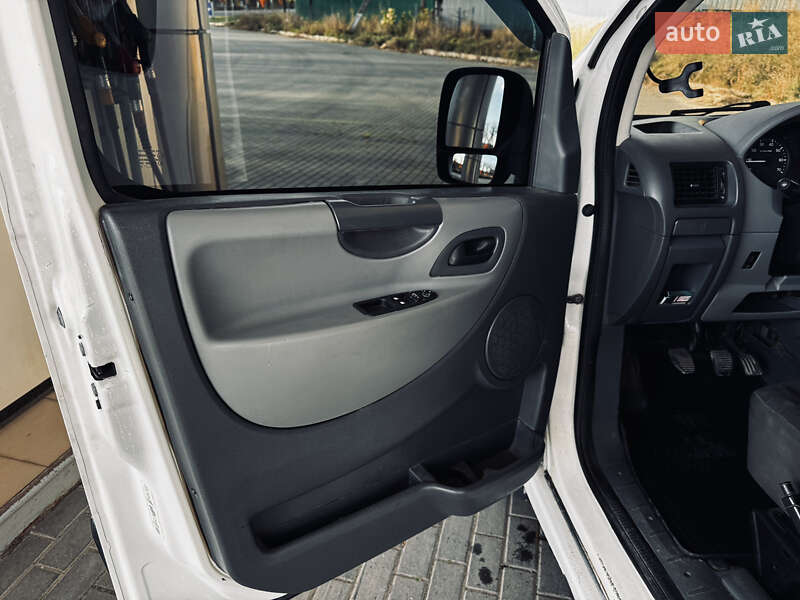 Минивэн Peugeot Expert 2007 в Залещиках фото 13 Минивэн Peugeot Expert 2007 в Залещиках
