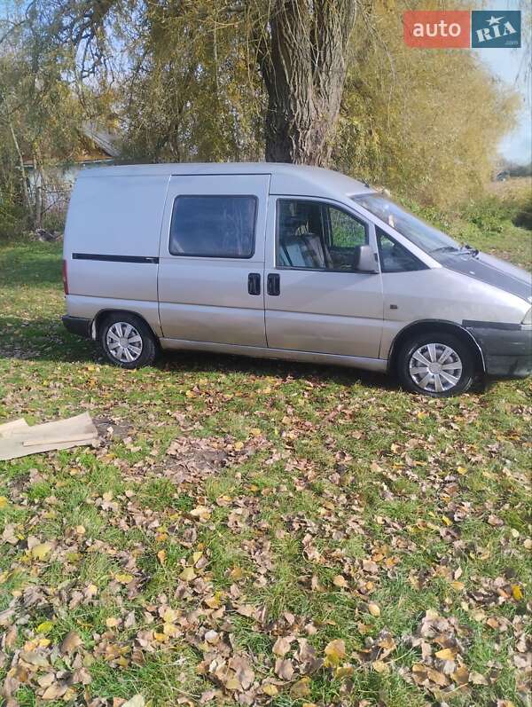 Минивэн Peugeot Expert 1999 в Корце