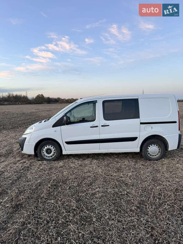 Мінівен Peugeot Expert 2009 в Жидачові