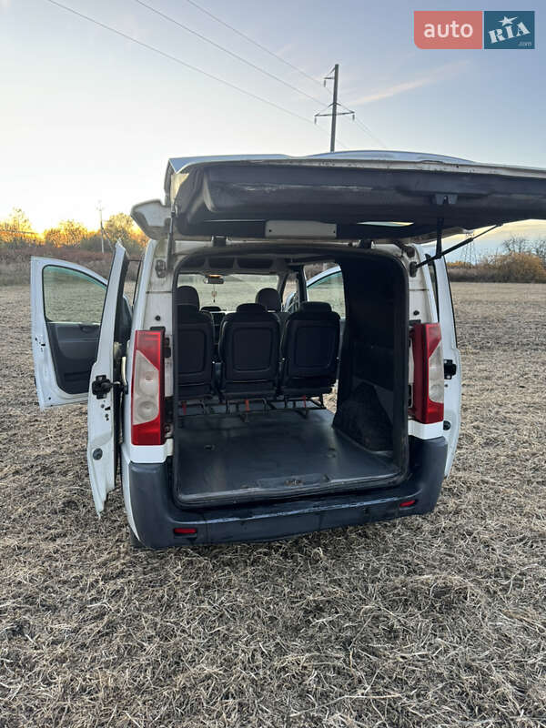Мінівен Peugeot Expert 2009 в Жидачові