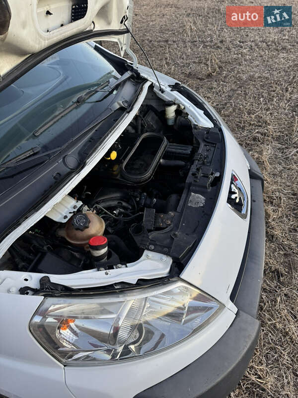 Мінівен Peugeot Expert 2009 в Жидачові