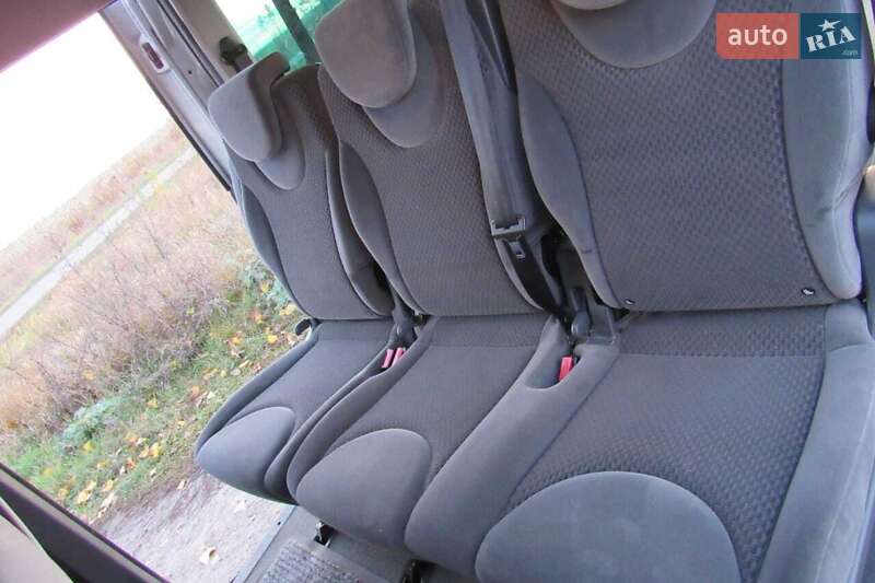 Мінівен Peugeot Expert 2009 в Лосинівці фото 10 Мінівен Peugeot Expert 2009 в Лосинівці