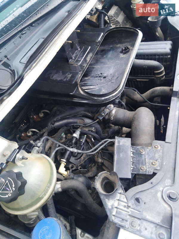 Минивэн Peugeot Expert 2007 в Новояворовске