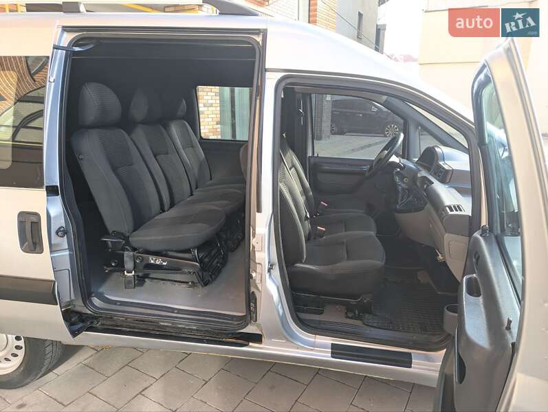 Мінівен Peugeot Expert 2004 в Калуші