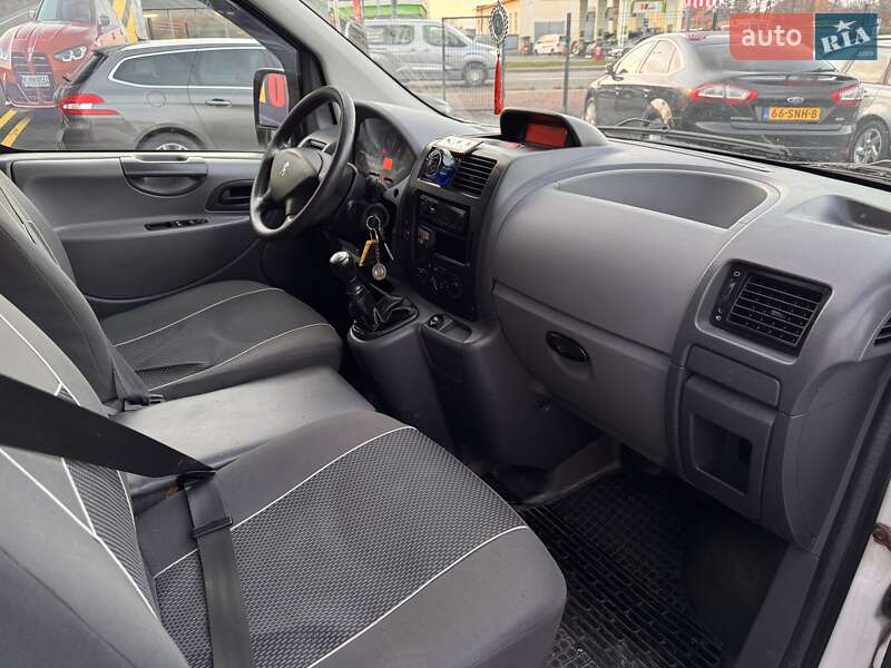 Минивэн Peugeot Expert 2007 в Стрые