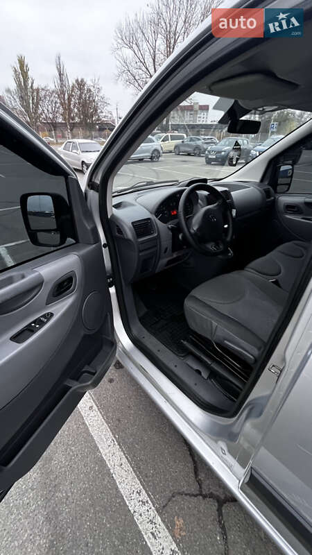 Мінівен Peugeot Expert 2011 в Дніпрі фото 17 Мінівен Peugeot Expert 2011 в Дніпрі