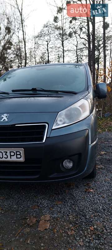 Минивэн Peugeot Expert 2013 в Львове