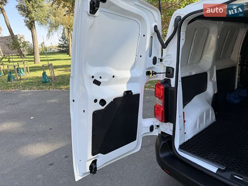 Вантажний фургон Peugeot Expert 2020 в Києві