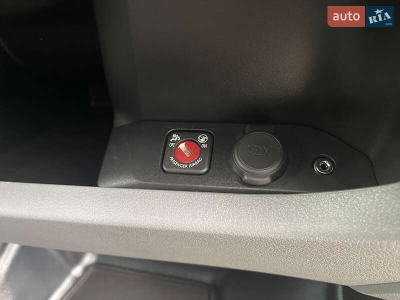 Вантажний фургон Peugeot Expert 2018 в Рівному фото 21 Вантажний фургон Peugeot Expert 2018 в Рівному