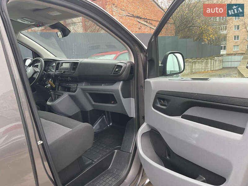 Вантажний фургон Peugeot Expert 2018 в Рівному фото 33 Вантажний фургон Peugeot Expert 2018 в Рівному