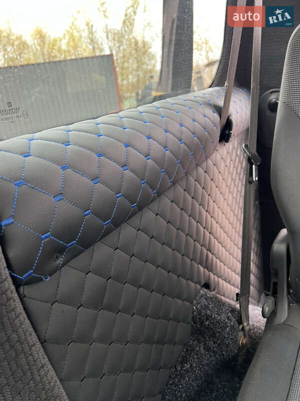 Минивэн Peugeot Expert 2007 в Ровно фото 31 Минивэн Peugeot Expert 2007 в Ровно