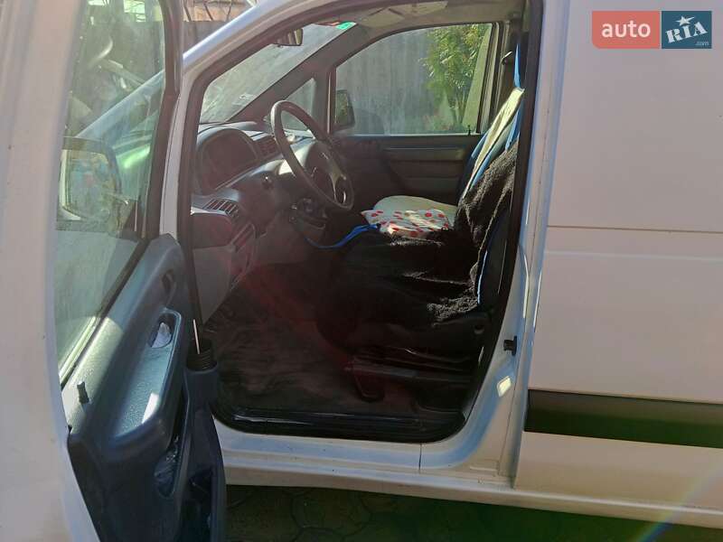 Грузовой фургон Peugeot Expert 2004 в Здолбунове