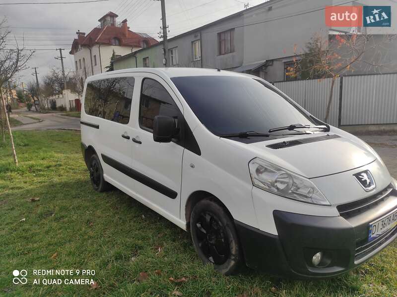 Минивэн Peugeot Expert 2008 в Львове фото 11 Минивэн Peugeot Expert 2008 в Львове