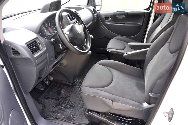 Грузовой фургон Peugeot Expert 2016 в Львове фото 17 Грузовой фургон Peugeot Expert 2016 в Львове
