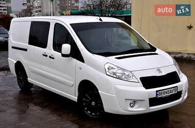 Грузовой фургон Peugeot Expert 2016 в Львове