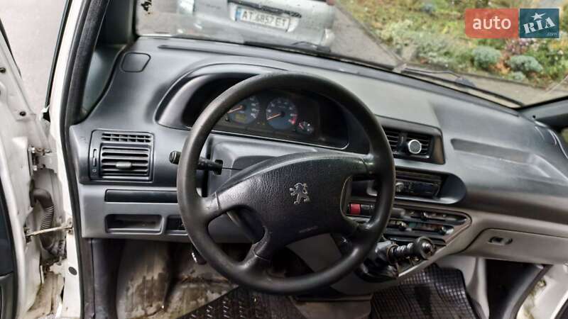 Грузовой фургон Peugeot Expert 2004 в Ивано-Франковске