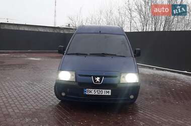 Минивэн Peugeot Expert 2004 в Сарнах