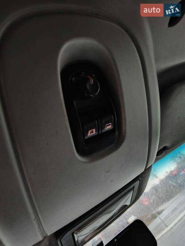 Мінівен Peugeot Expert 2005 в Чернівцях