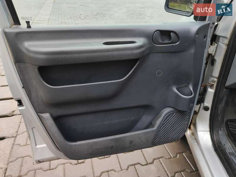 Мінівен Peugeot Expert 2005 в Чернівцях