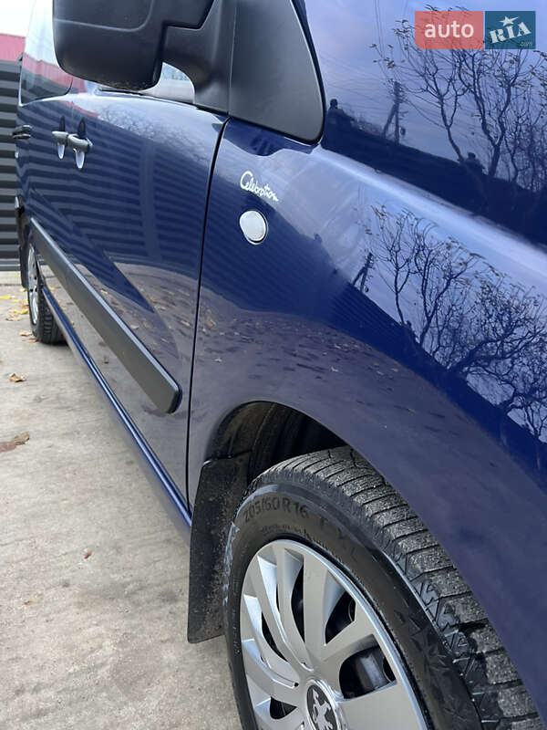 Минивэн Peugeot Expert 2007 в Ровно фото 27 Минивэн Peugeot Expert 2007 в Ровно