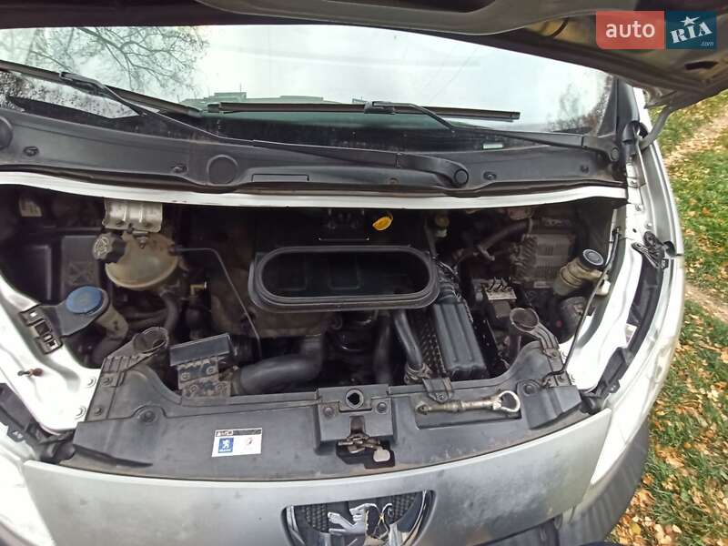 Минивэн Peugeot Expert 2009 в Житомире