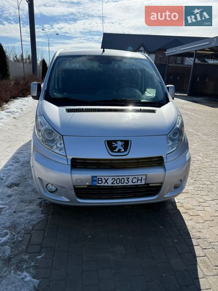 Мінівен Peugeot Expert 2008 в Волочиську
