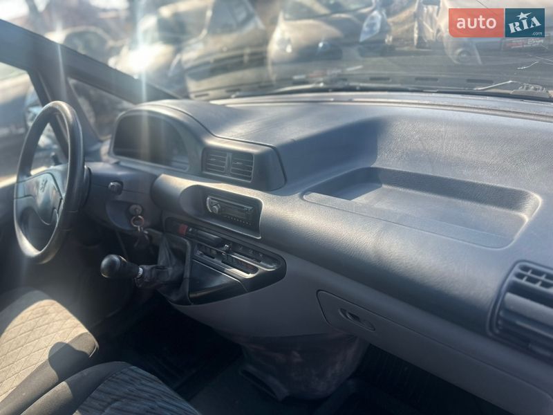 Мінівен Peugeot Expert 2001 в Івано-Франківську