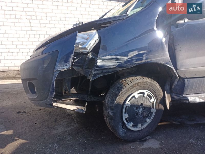 Минивэн Peugeot Expert 2008 в Киеве