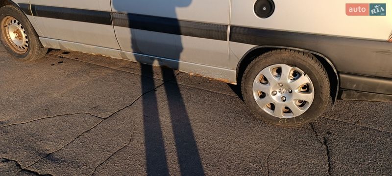 Минивэн Peugeot Expert 2004 в Ладыжине