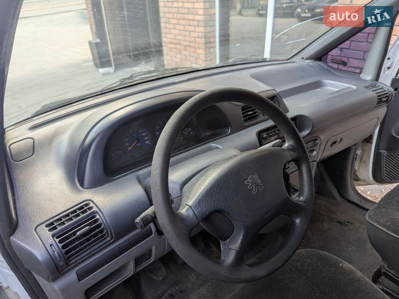 Мінівен Peugeot Expert 2001 в Дніпрі