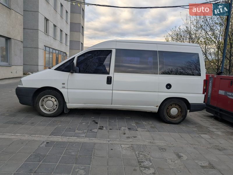 Мінівен Peugeot Expert 2001 в Дніпрі
