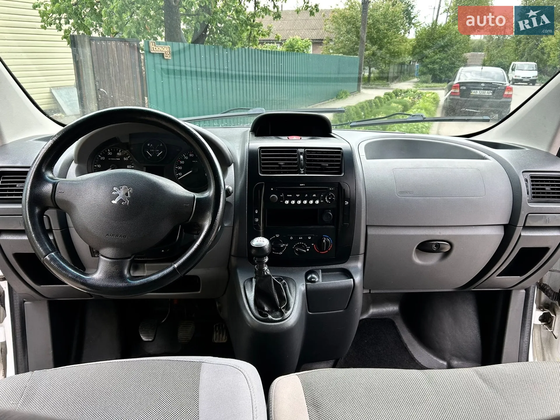 2010 Peugeot Expert - мініатюра 11