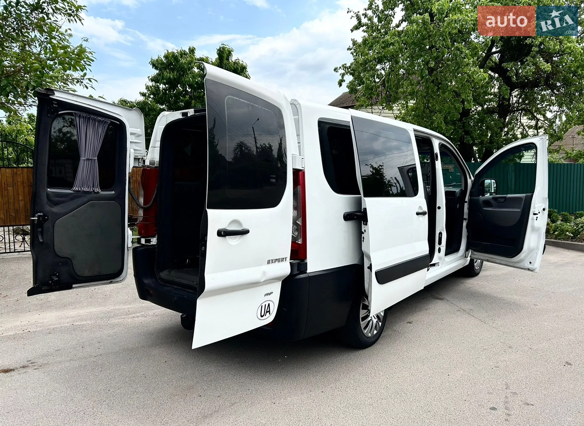 2010 Peugeot Expert - мініатюра 19