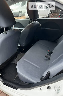 iozuzoi AUTO.RIA – Продам Пежо Айон 2012 (AM0752ZA) электро хэтчбек
