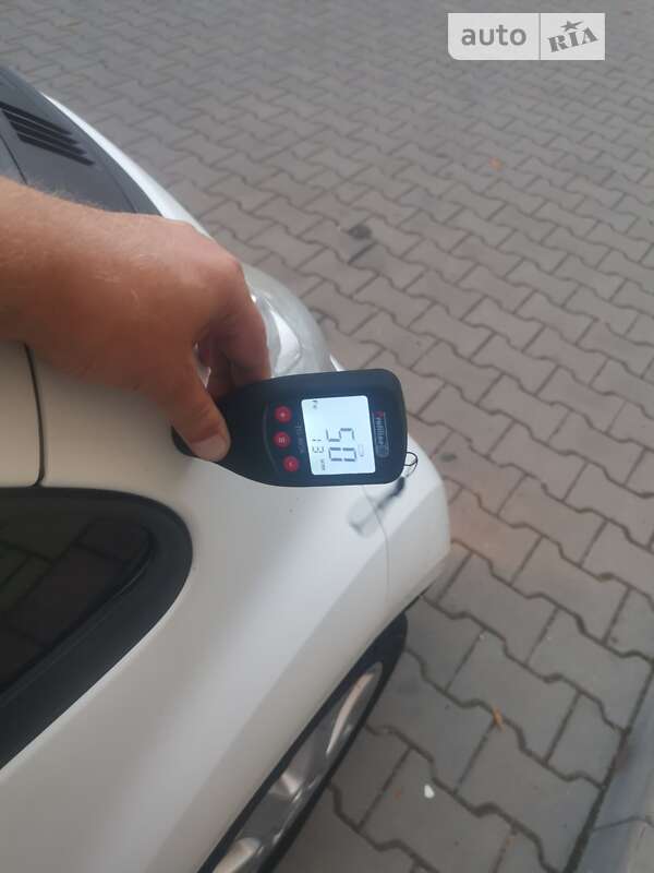 Хетчбек Peugeot iOn 2011 в Луцьку фото 26 Хетчбек Peugeot iOn 2011 в Луцьку