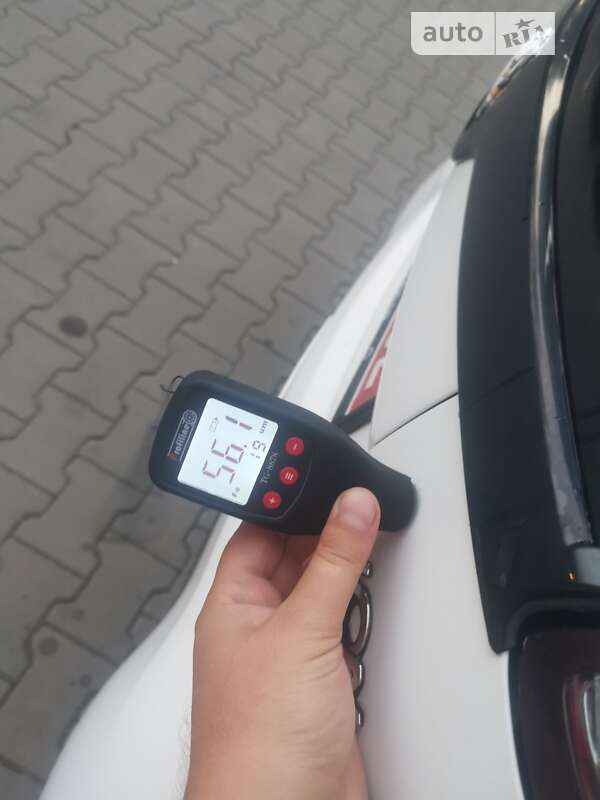 Хетчбек Peugeot iOn 2011 в Луцьку фото 30 Хетчбек Peugeot iOn 2011 в Луцьку