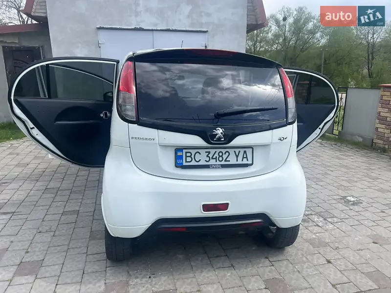 Peugeot iOn