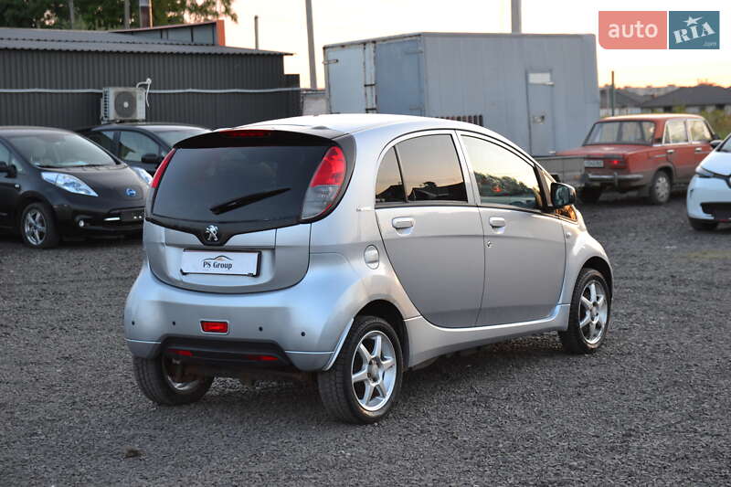 Хетчбек Peugeot iOn 2012 в Луцьку