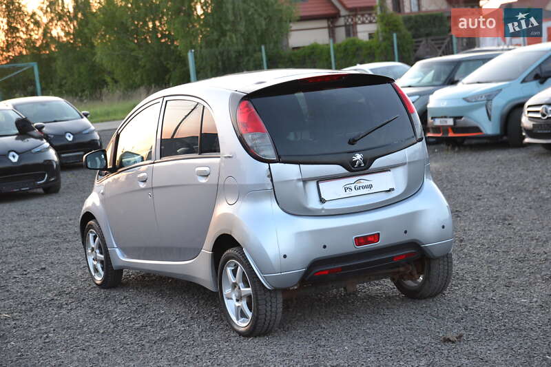 Хетчбек Peugeot iOn 2012 в Луцьку