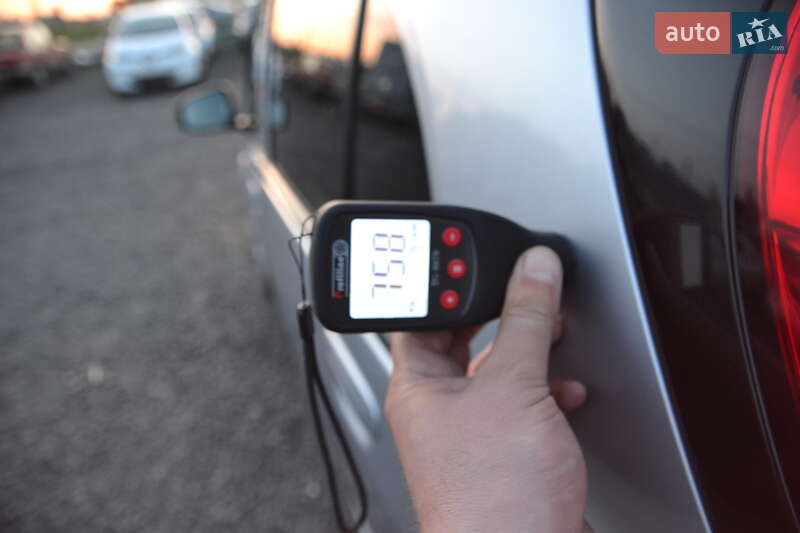 Хетчбек Peugeot iOn 2012 в Луцьку