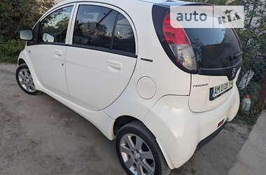 Хэтчбек Peugeot iOn 2014 в Звягеле