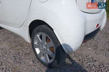 Хэтчбек Peugeot iOn 2011 в Львове