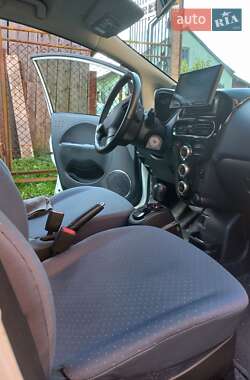 Хэтчбек Peugeot iOn 2011 в Львове