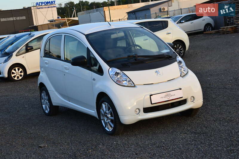 Хетчбек Peugeot iOn 2013 в Луцьку