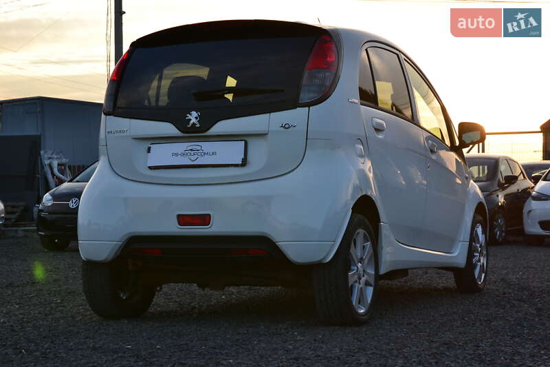 Хетчбек Peugeot iOn 2013 в Луцьку