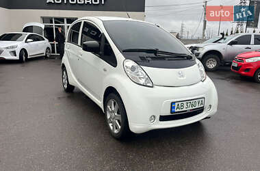 Хэтчбек Peugeot iOn 2012 в Виннице