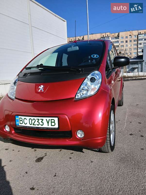 Хетчбек Peugeot iOn 2014 в Львові