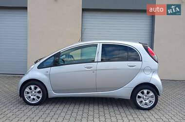 Хетчбек Peugeot iOn 2011 в Радехові