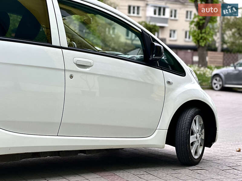 Хетчбек Peugeot iOn 2018 в Тернополі